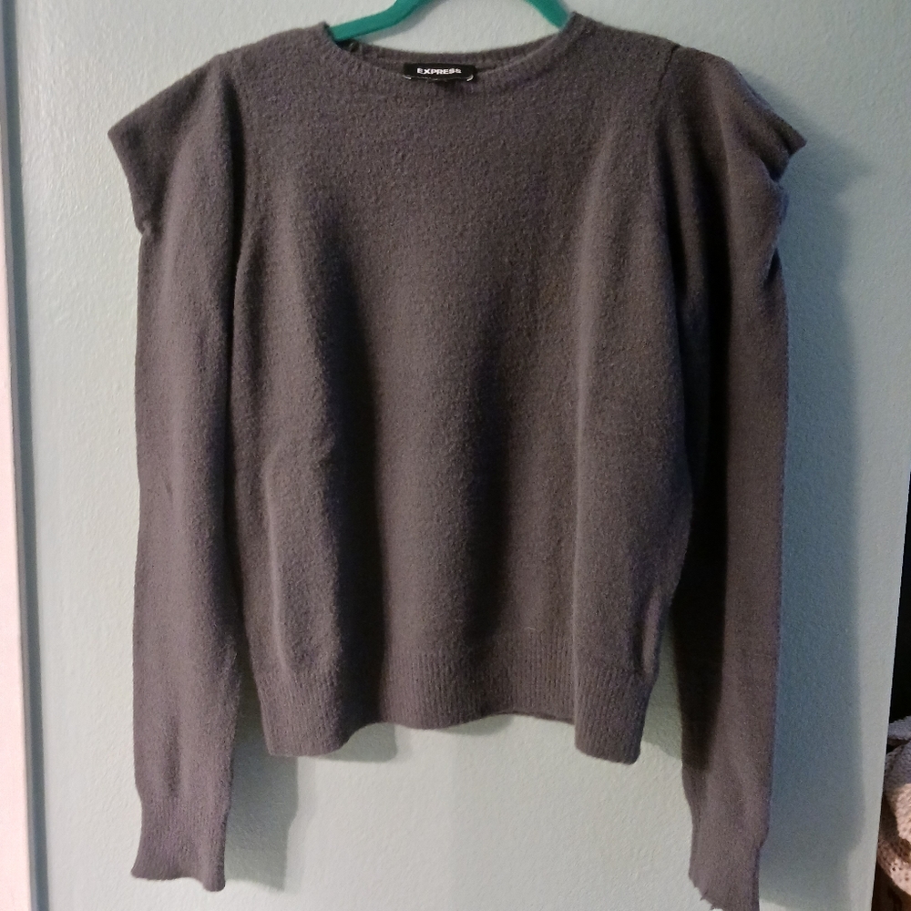 Grey Strong Shoulder Sweater from Express | Size M